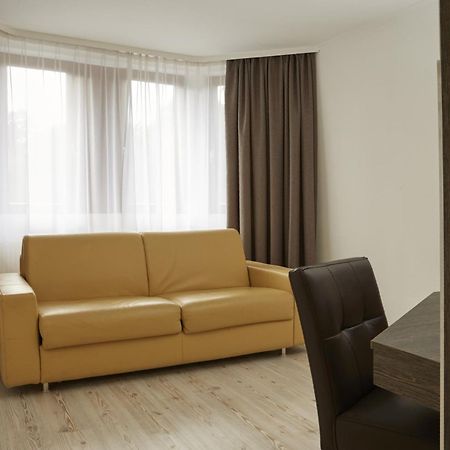 H+ Hotel Nuernberg Bagian luar foto