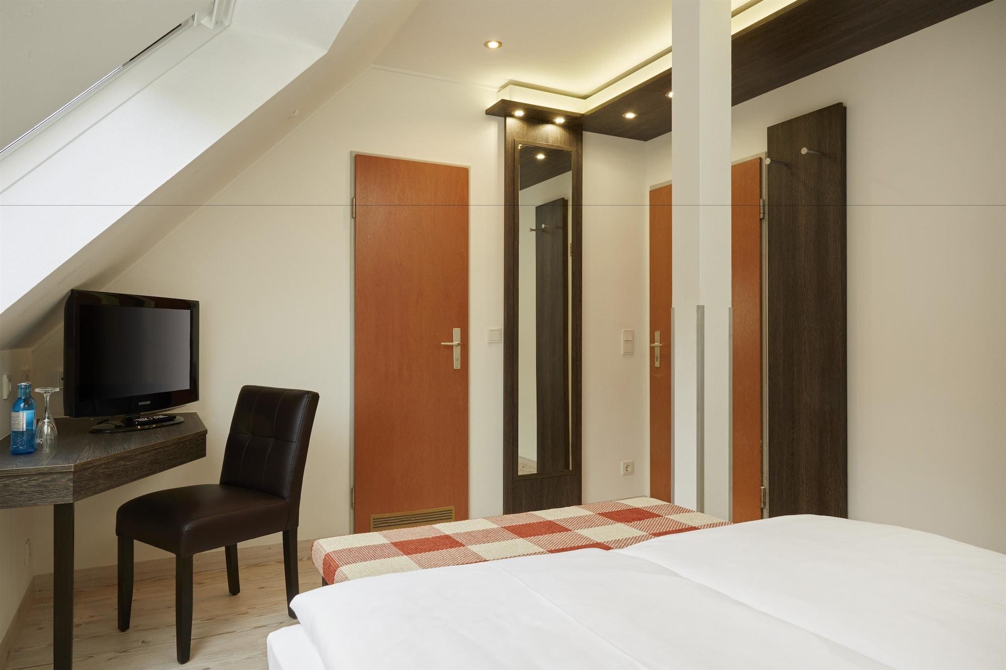 H+ Hotel Nuernberg Bagian luar foto