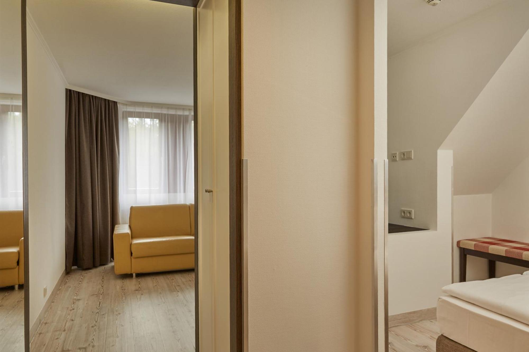 H+ Hotel Nuernberg Bagian luar foto