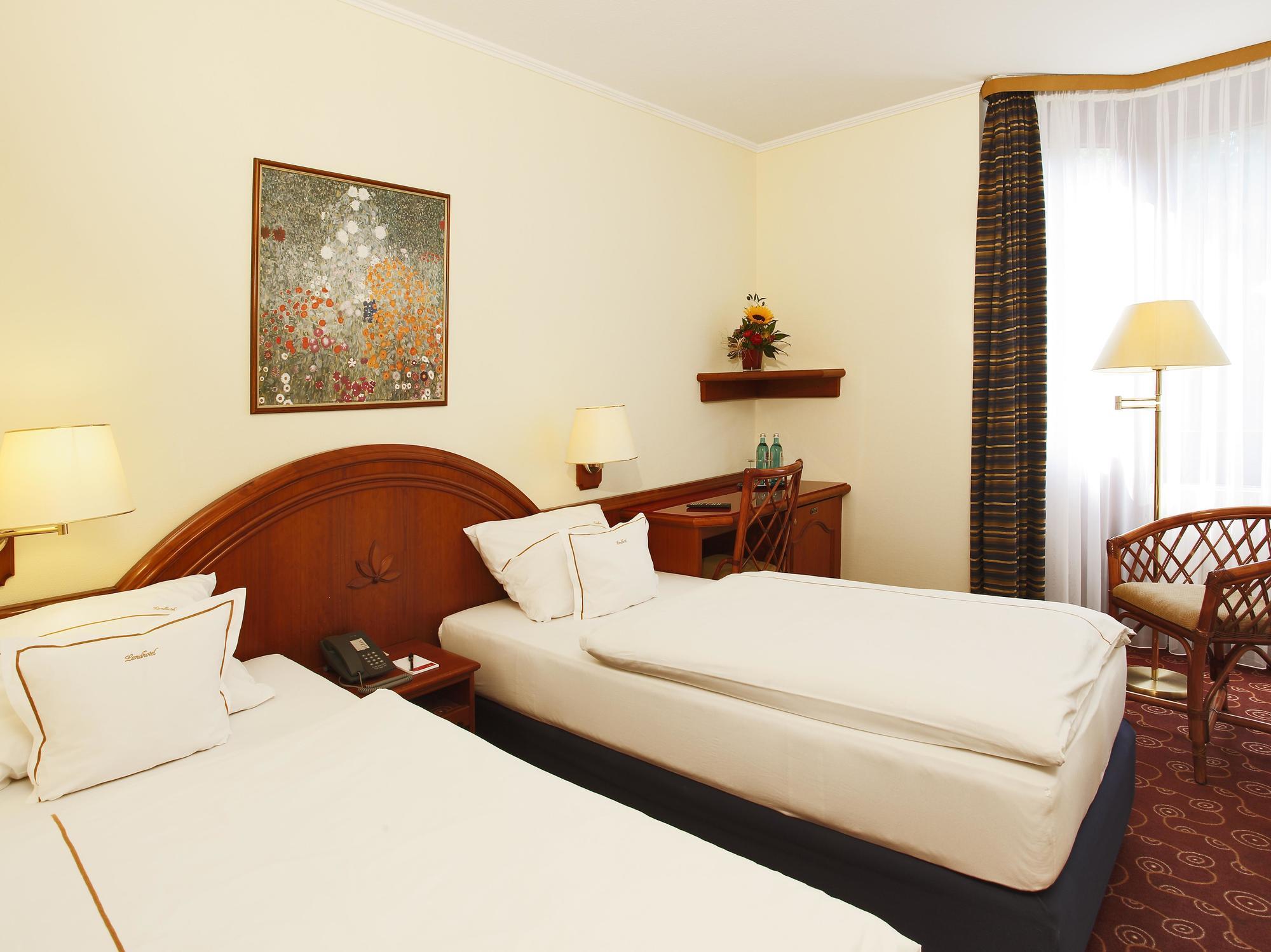 H+ Hotel Nuernberg Bagian luar foto