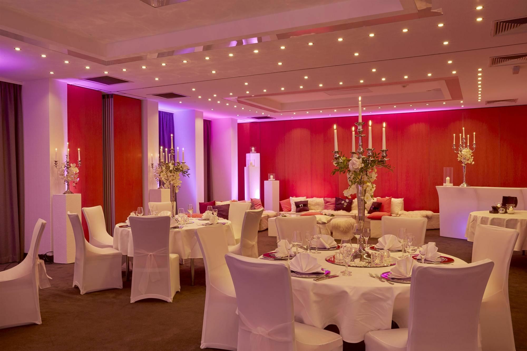 H+ Hotel Nuernberg Bagian luar foto