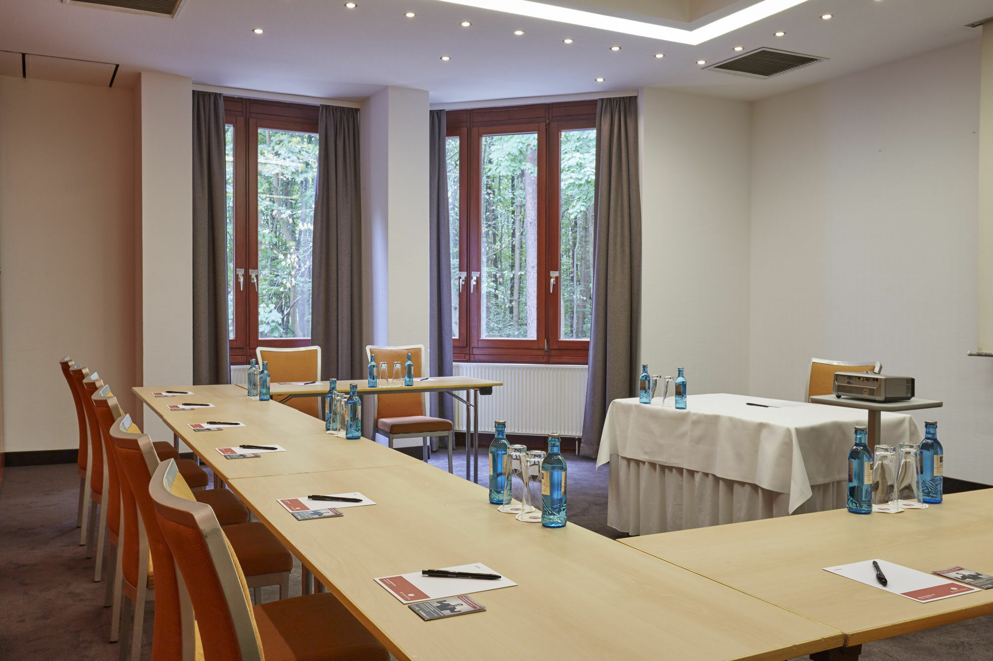 H+ Hotel Nuernberg Bagian luar foto