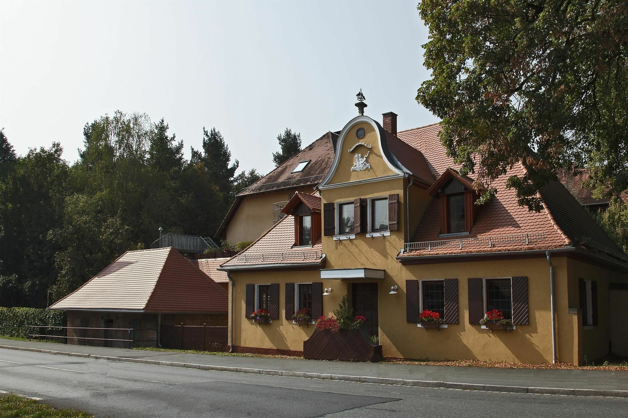 H+ Hotel Nuernberg Bagian luar foto