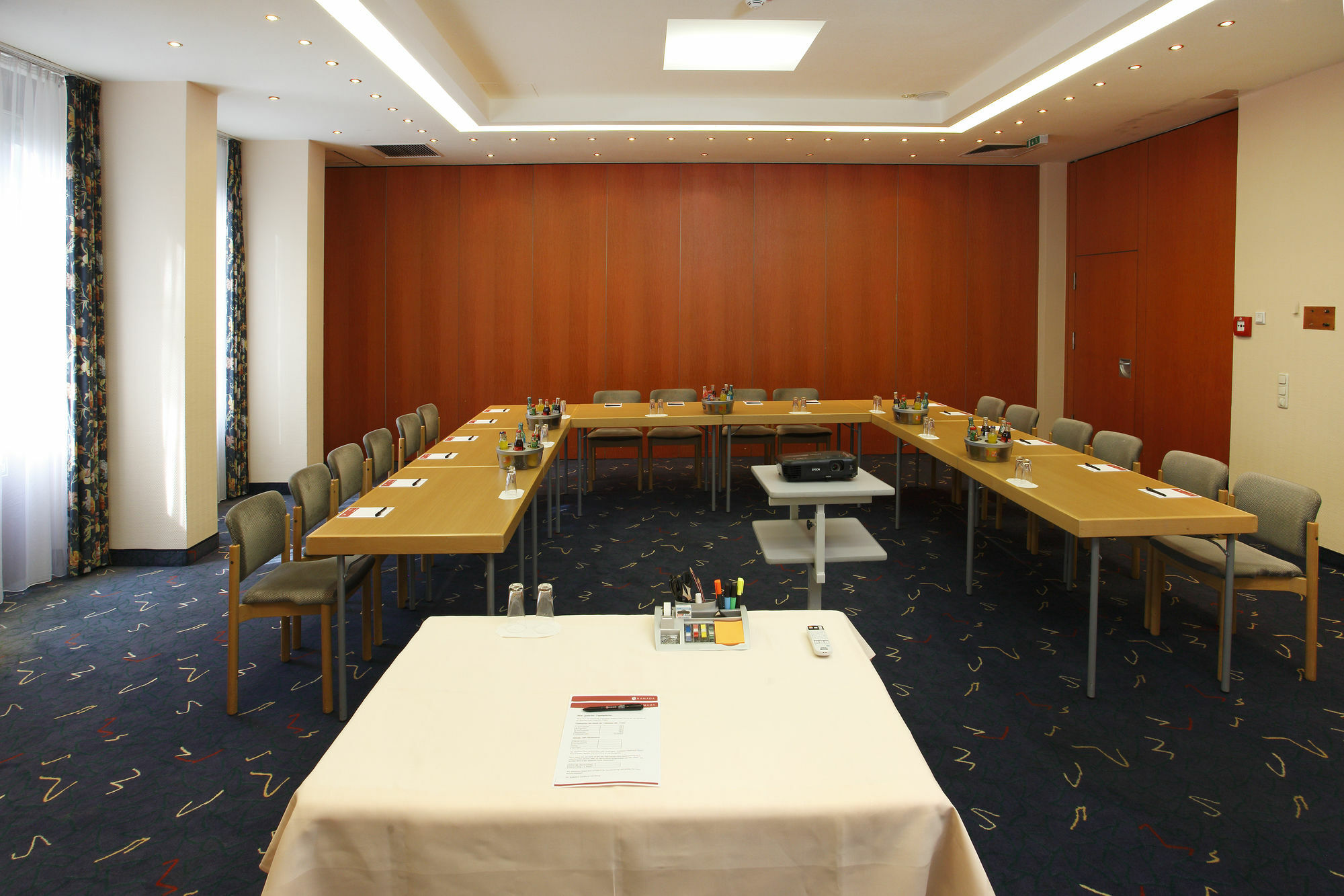 H+ Hotel Nuernberg Bagian luar foto