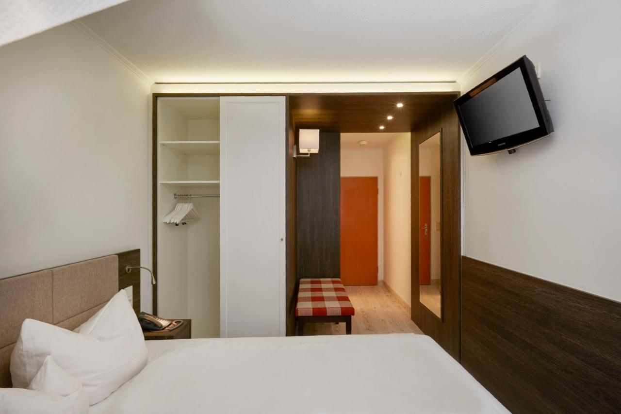 H+ Hotel Nuernberg Ruang foto